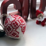 heidi-of-wool-rocks-knitted-ornaments-2