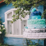 pinata-wedding-cake