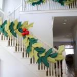 christmas-garland-for-staircase