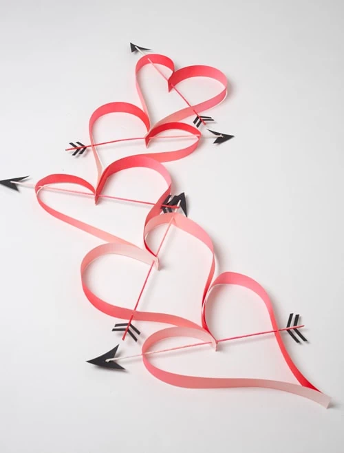 DIY Paper Heart Chain For Valentine's Day