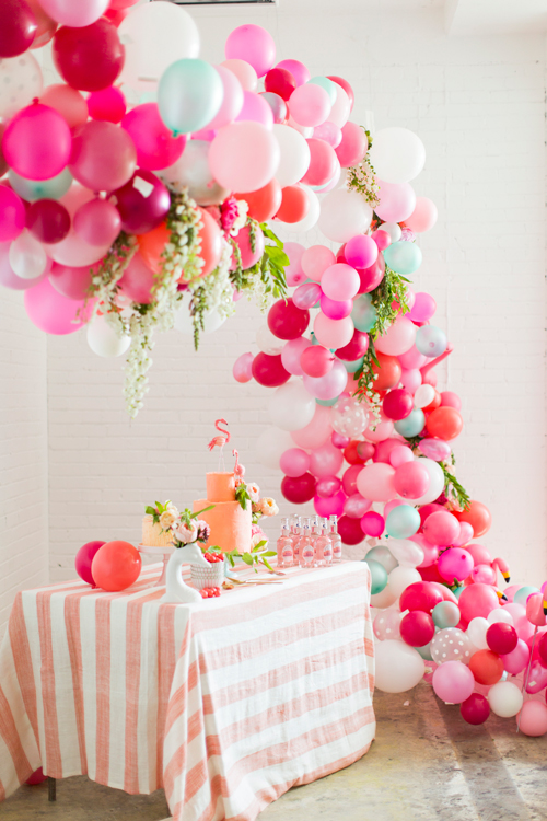 Flamingo Pop. A bridal collaboration with BHLDN and The House That Lars Built. Balloons installation by Brittany Watson Jepsen. Balloons provided by Zurchers. Flowers by Tinge Floral. Photo by Jessica Peterson.