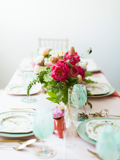 Flamingo Pop. A bridal collaboration with BHLDN and The House That Lars Built. Florals by Tinge. Dinnerware from Anthro. Flutes from BHLDN.  Photo by Jessica Peterson.