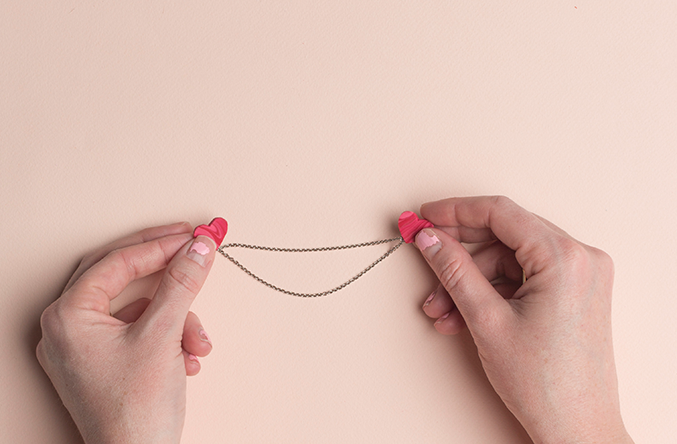 Valentine's Day heart collar pin tutorial