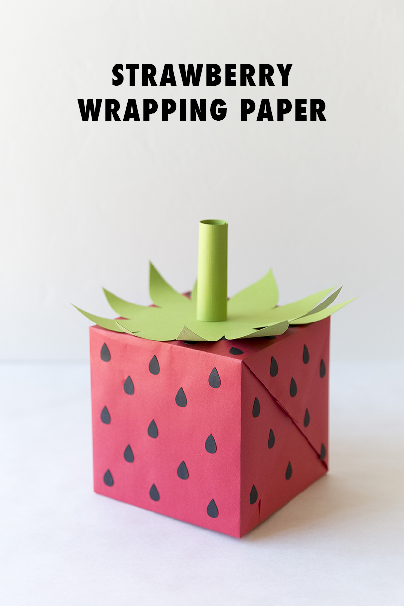 Turn your wrapping paper into an strawberry! 