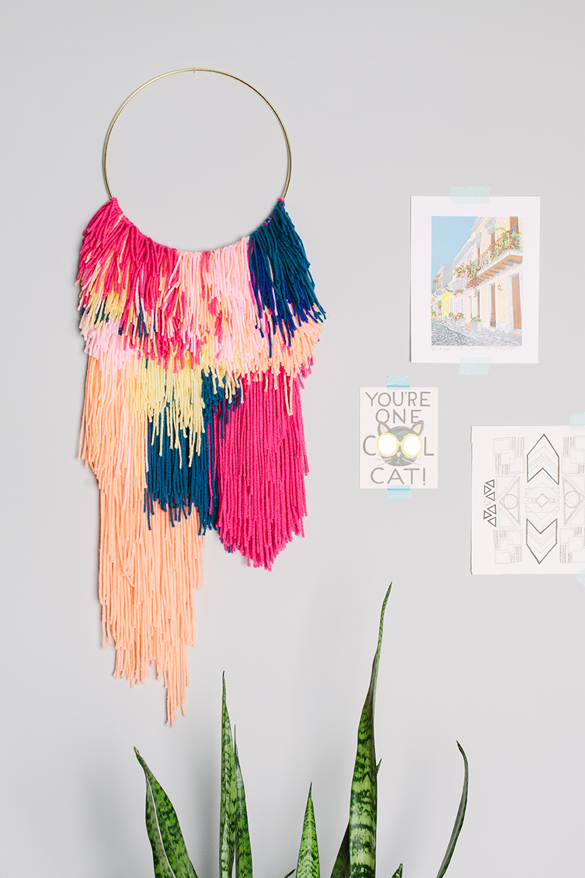 easy wall hanging