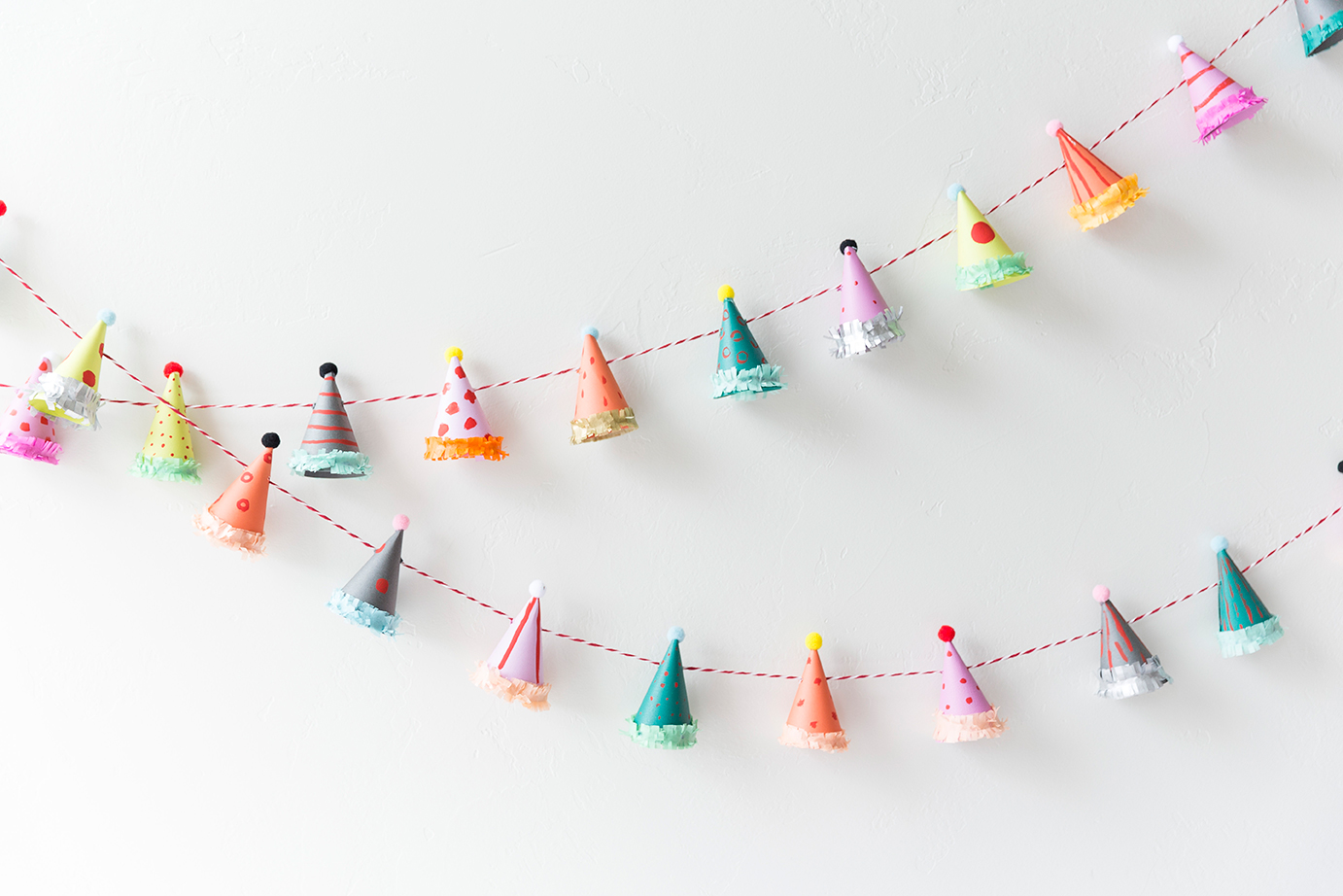 Party hat garland