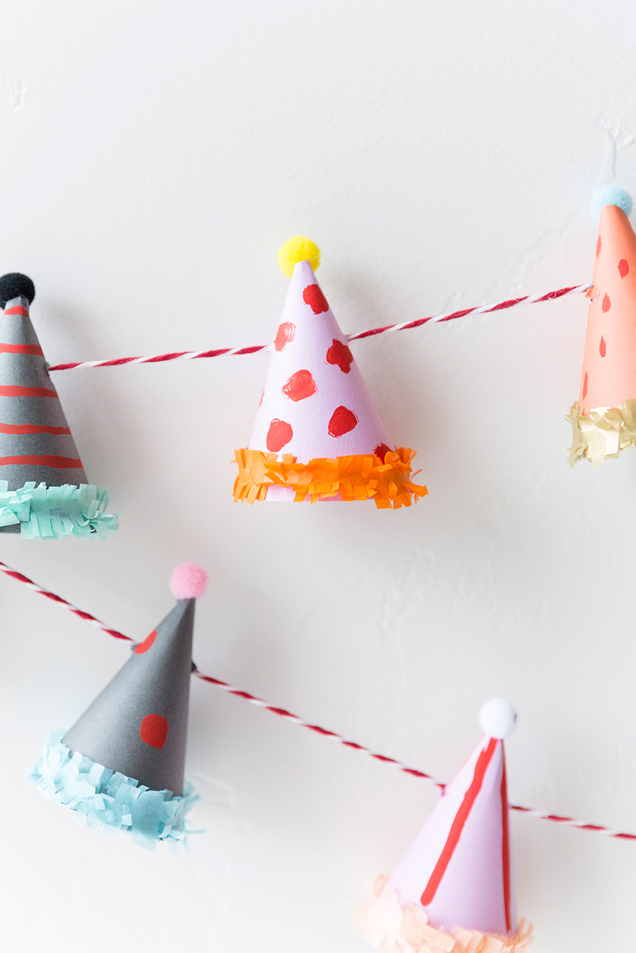 Party hat garland