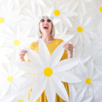 Paper daisy backdrop tutorial by The House That Lars Built