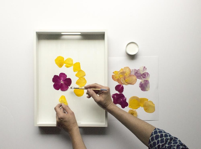 DIY pressed flower tray The House That Lars Built