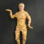 diy mummy costume