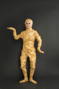 diy mummy costume