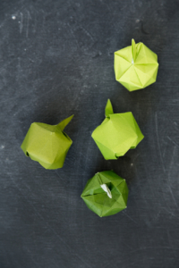 origami apples