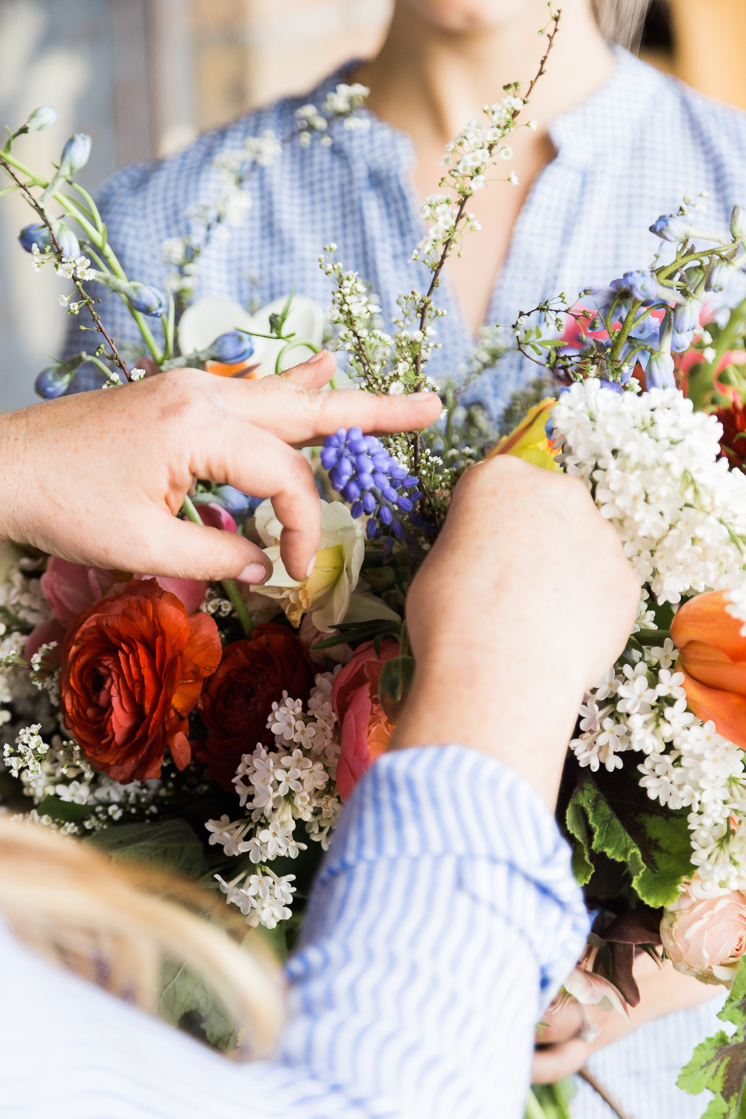 How to create your own wedding bouquet