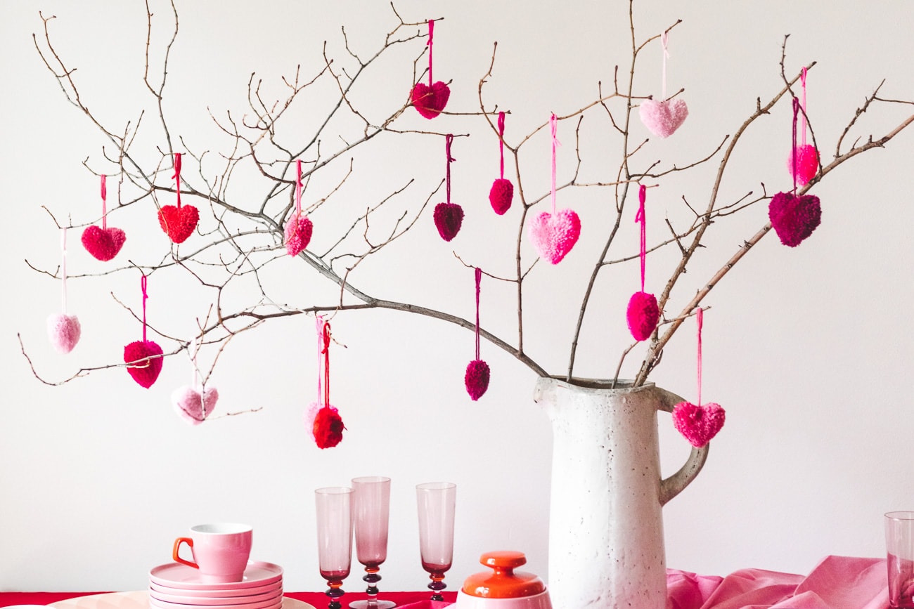 DIY Valentines Heart Pom-Poms
