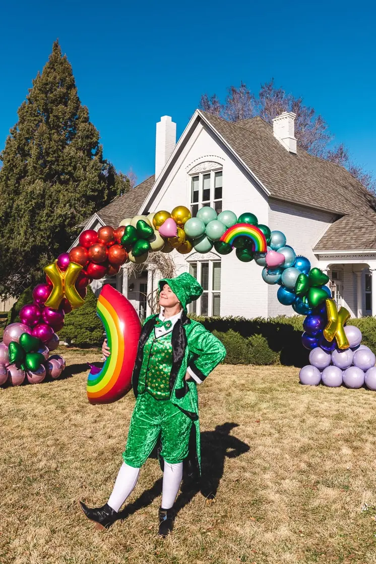 DIY Rainbow Lucky Charms Balloon Arch