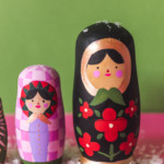 Christmas Painted Nesting Dolls (4 of 11)