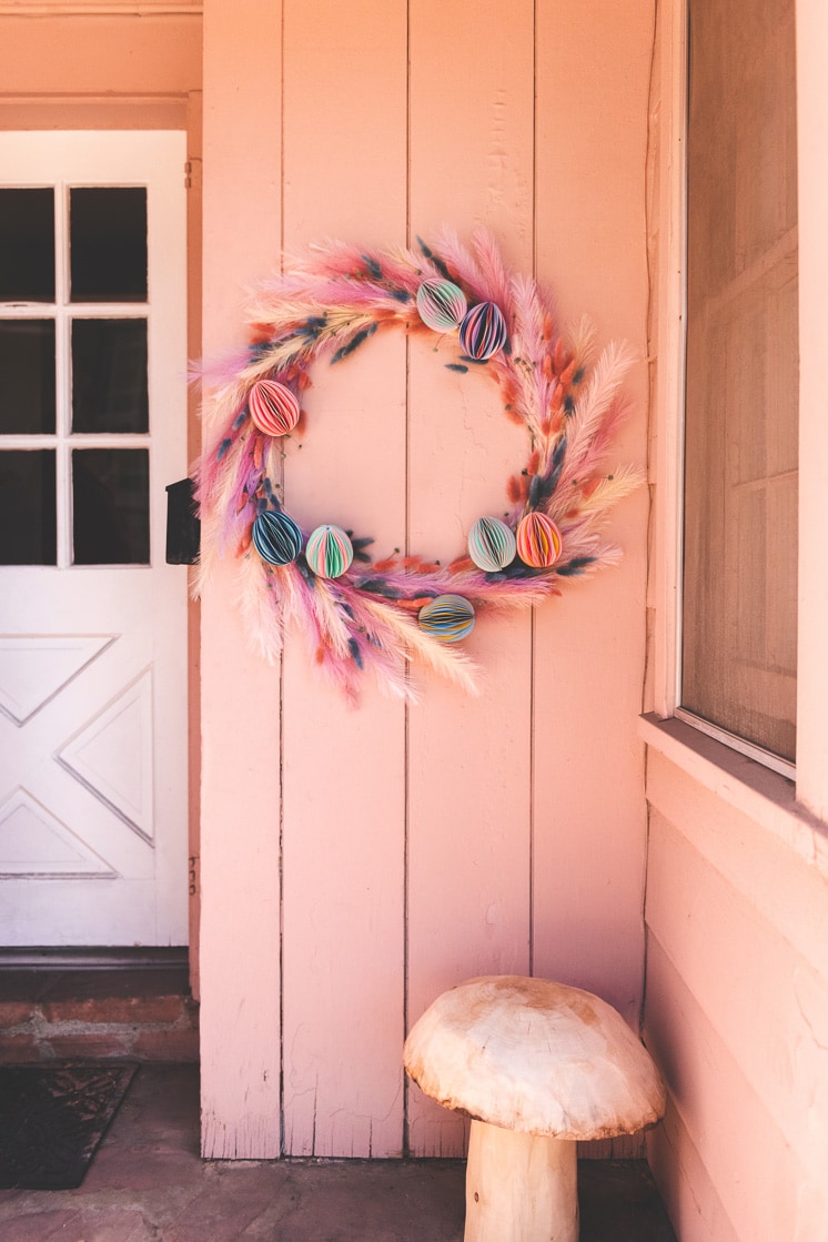 DIY Dried Floral Easter Wreath