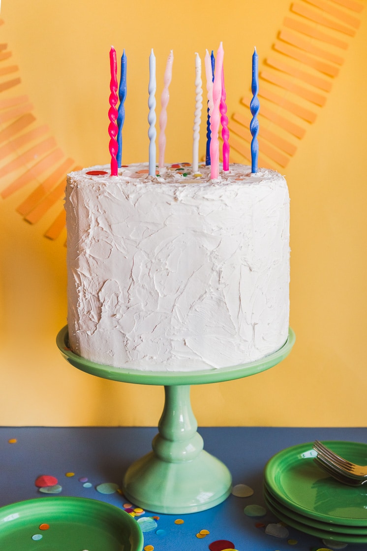 step by step instructional photos of twisting birthday candles