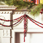 Lars Classic Christmas – Cranberry Garland – Ben S (4 of 4)