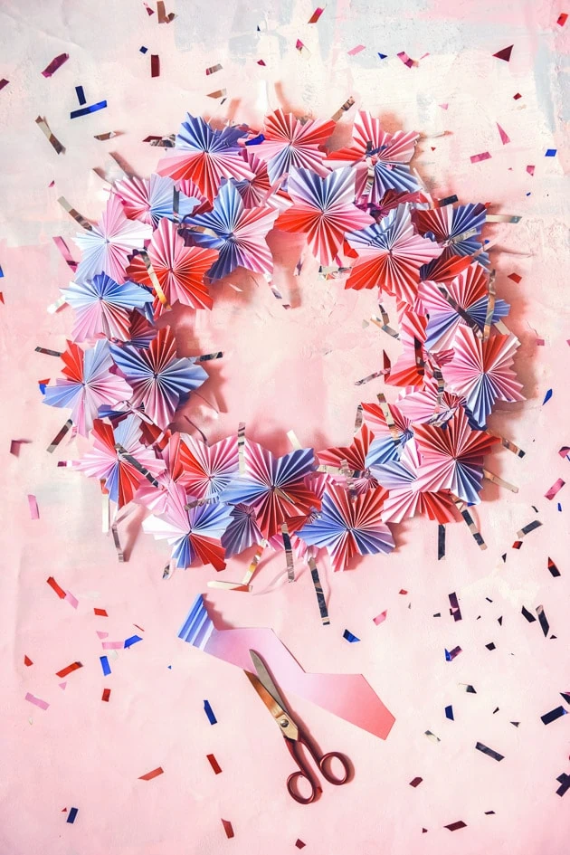 4th of July Paper Star Wreath (1 of 1)