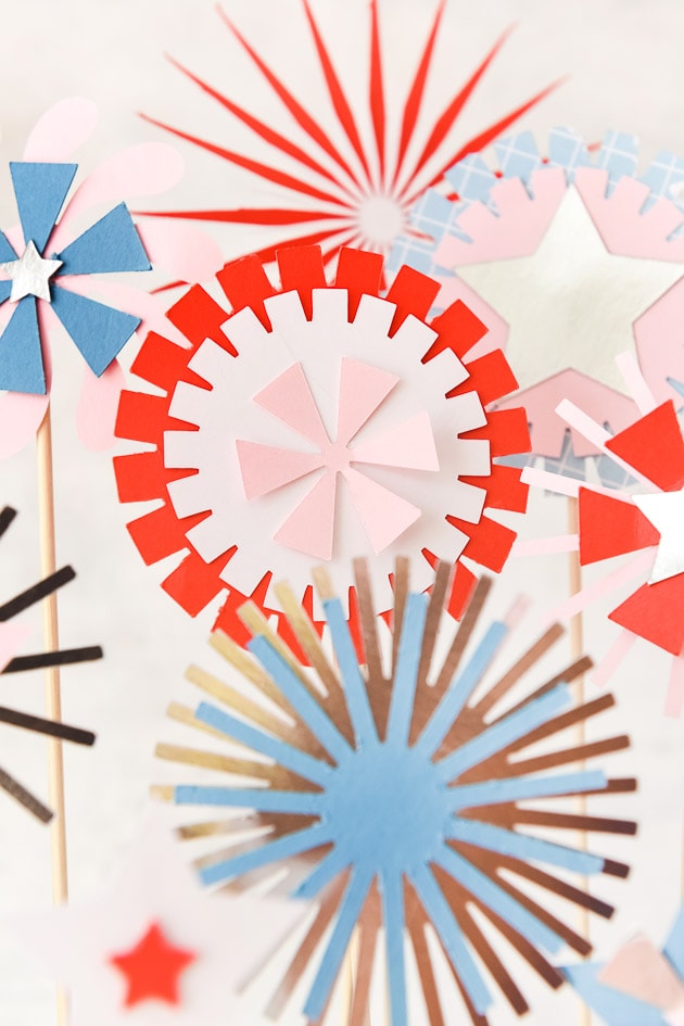 Nordic Christmas Pinwheel kit  cake topper table decorations DIY paper craft 