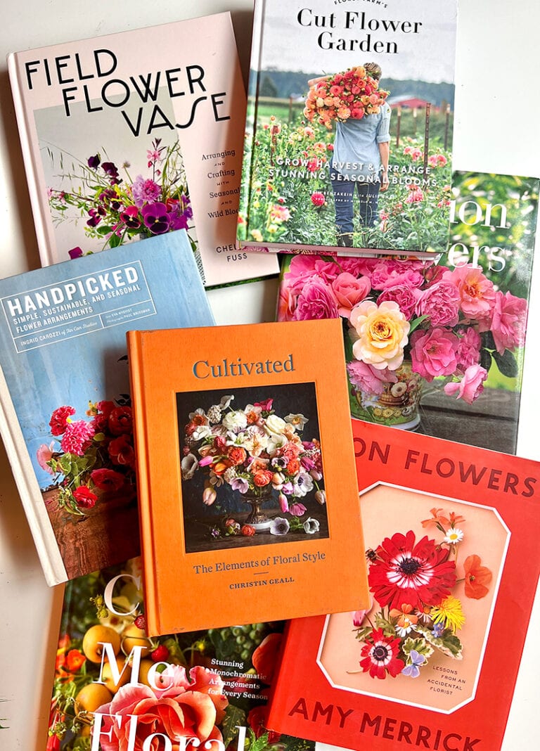 7 books about floral arranging