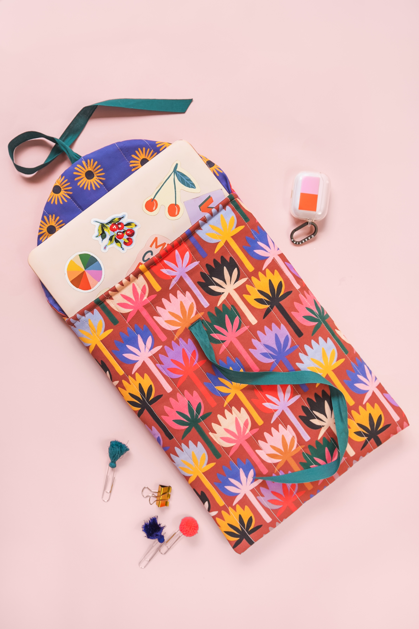 DIY laptop case The House That Lars Built