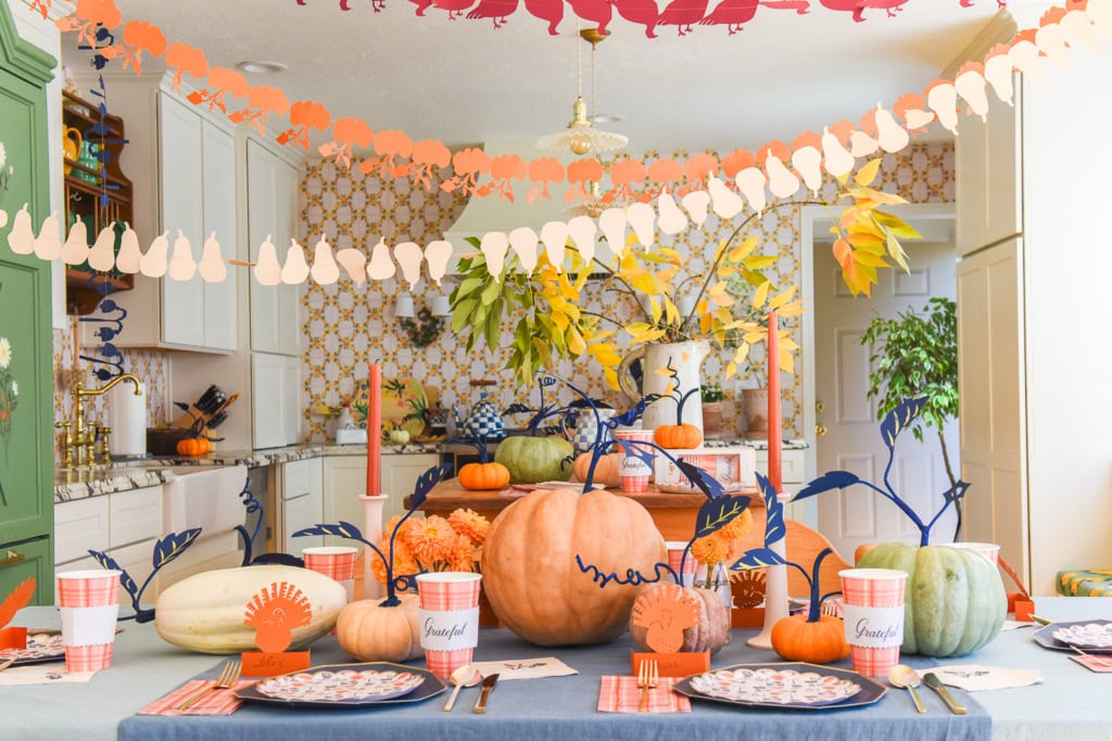 thanksgiving table