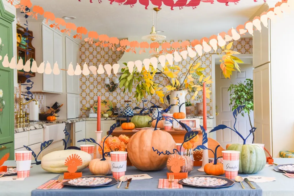 thanksgiving table