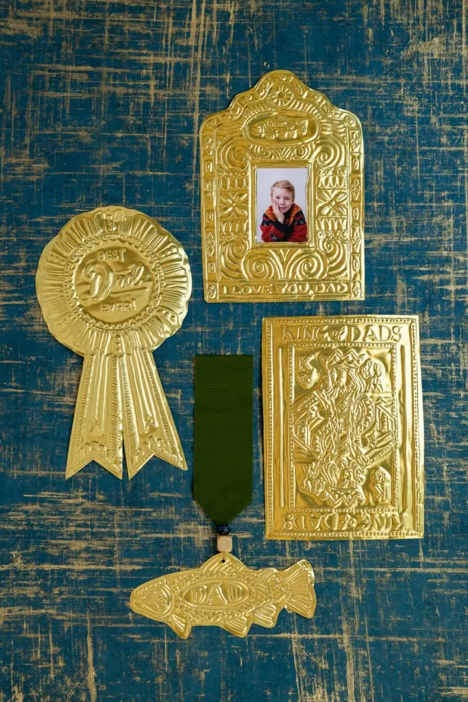 tin embossing on gold aluminium foil for Father's Day templates