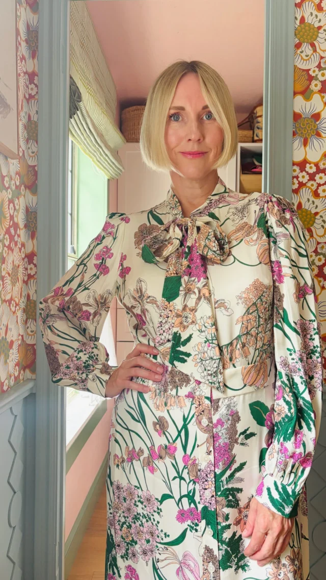 I wore this to a fancy fundraiser event this weekend and it was perfect! But it could also go wedding or garden or work or church. It’s a perfect floral! Comment DRESS for the link! (And there’s a code on the site for 10% off right now!)