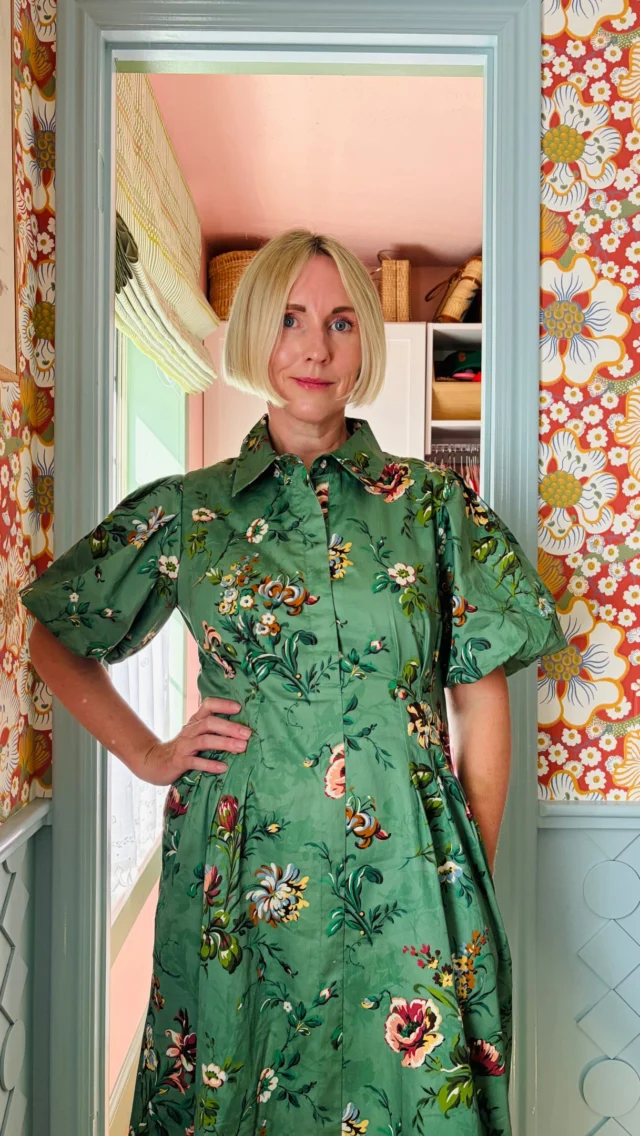 A gorgeous green dress, and a lot of drama ✨ Trying on two pieces I love for the Tuckernuck Friends & Family Sale—and this faux fur coat might just be the main character. Which piece would you choose: the dress or the coat? Comment GORGEOUS to shop the links! 

The sale runs Tuesday, September 22–Thursday, September 24:

✨ 15% off orders over $250
✨ 20% off orders over $500

Exclusions may apply, but all Tuckernuck private-label items are included!

#Tuckernuck #TuckernuckStyle #FriendsAndFamilySale #FallStyle
